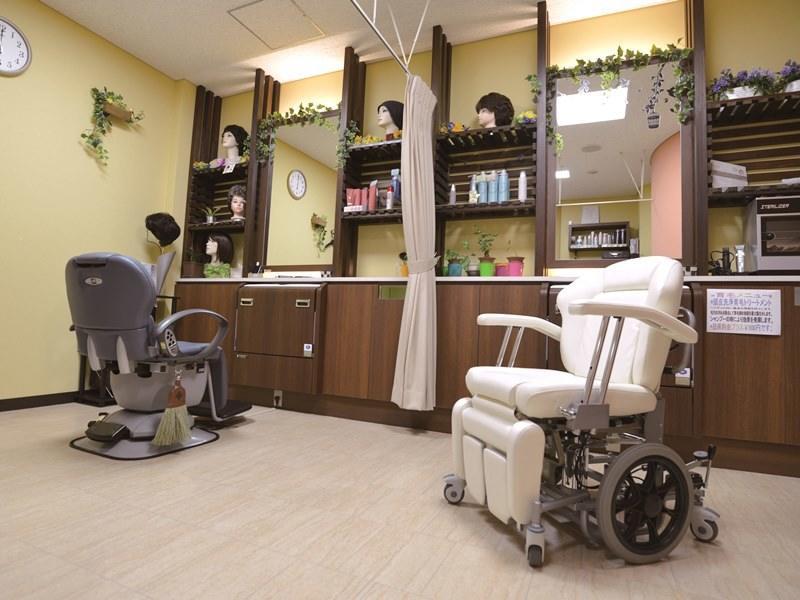 こもれび大阪大学医学部附属病院店の仕事画像3