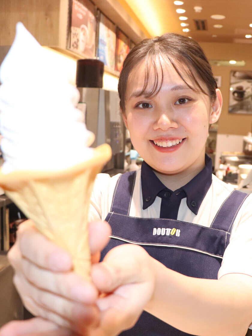 ドトールコーヒーショップ イオンレイクタウンmori店(アルバイト・パート)の制服5