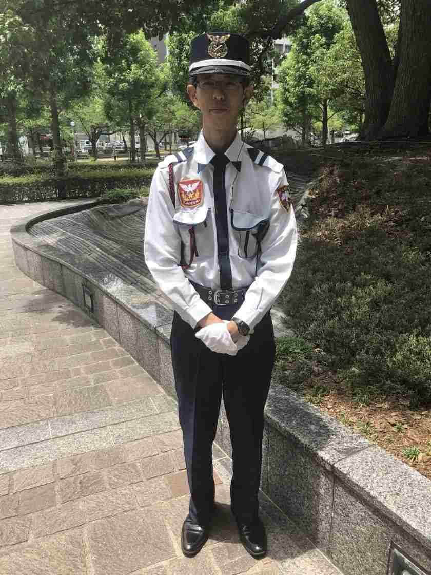 関西警備保障株式会社の制服2