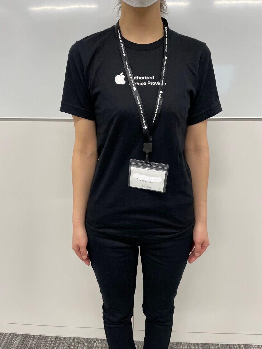 クイックガレージ東京駅前の制服1