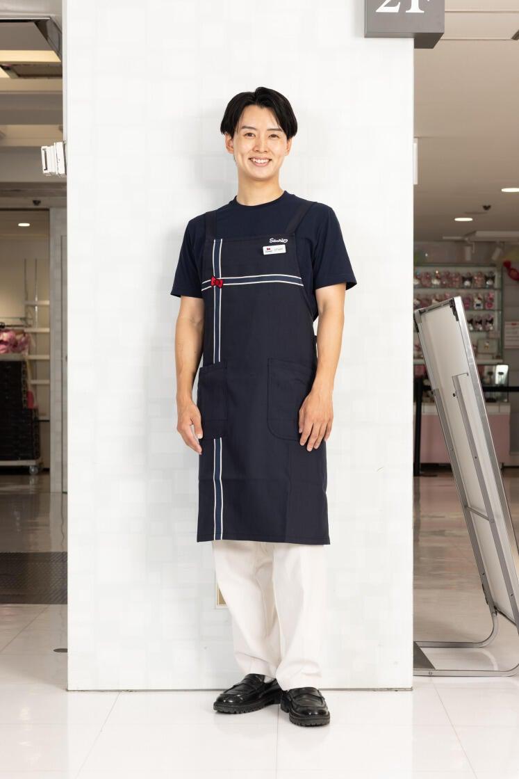 株式会社サンリオ Sanrioイオンレイクタウンmori店の制服1