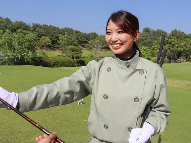 【未経験から高月収!28万円~】大自然で過ごすゴルフキャディ(サービス、三木市)のイメージ画像