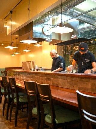 玉河グループ 有限会社野村興業 玉河 三鷹店の制服8