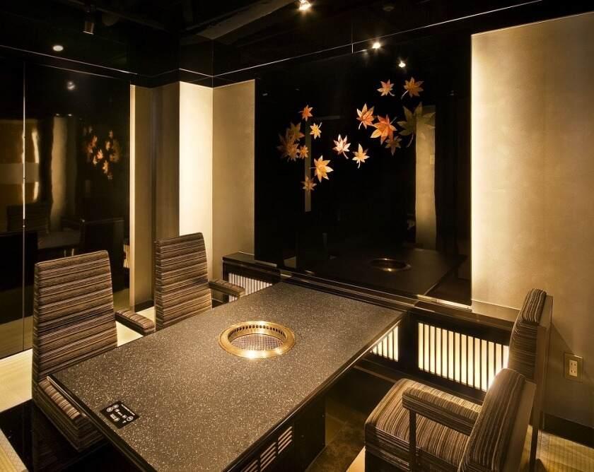 食道園 北新地店の制服6