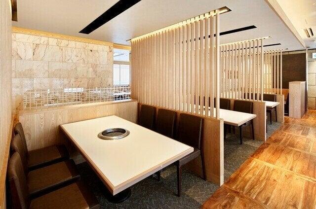 食道園 奈良学園前店の制服4