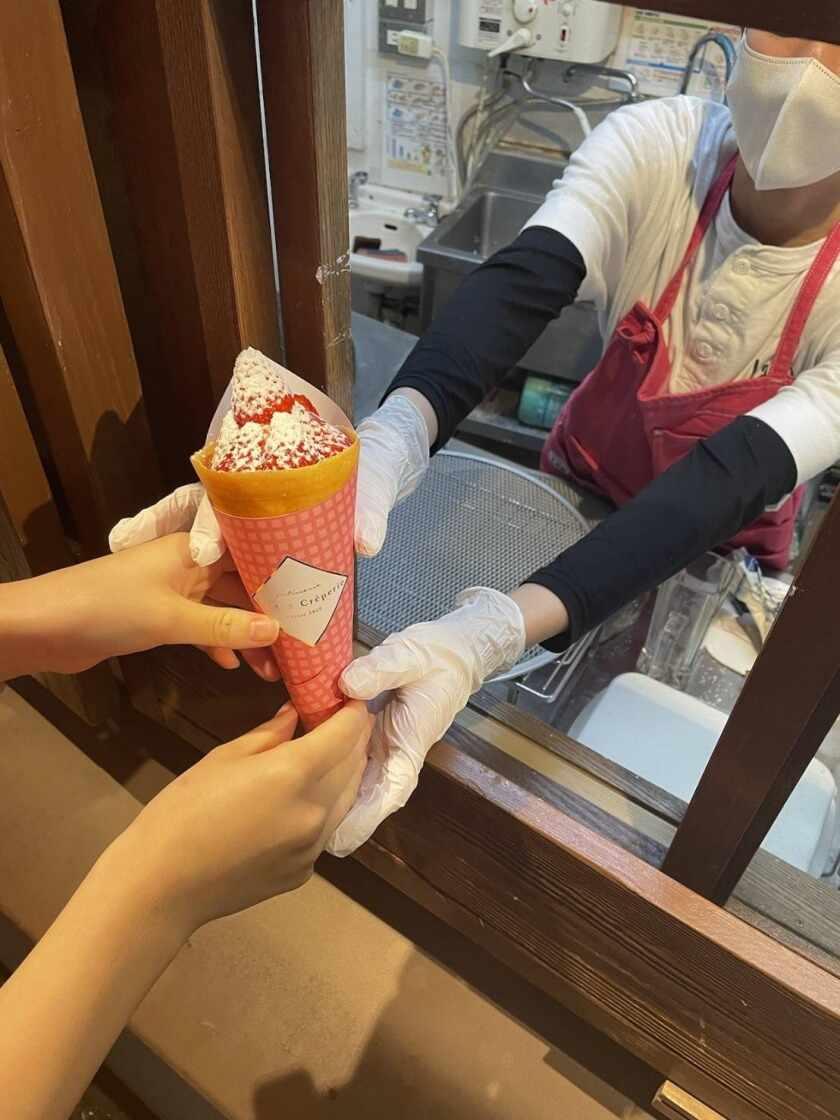 メゾン・クレープリー渋谷宇田川の制服6