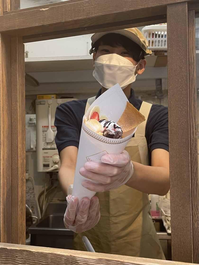 メゾン・クレープリー渋谷宇田川の制服4