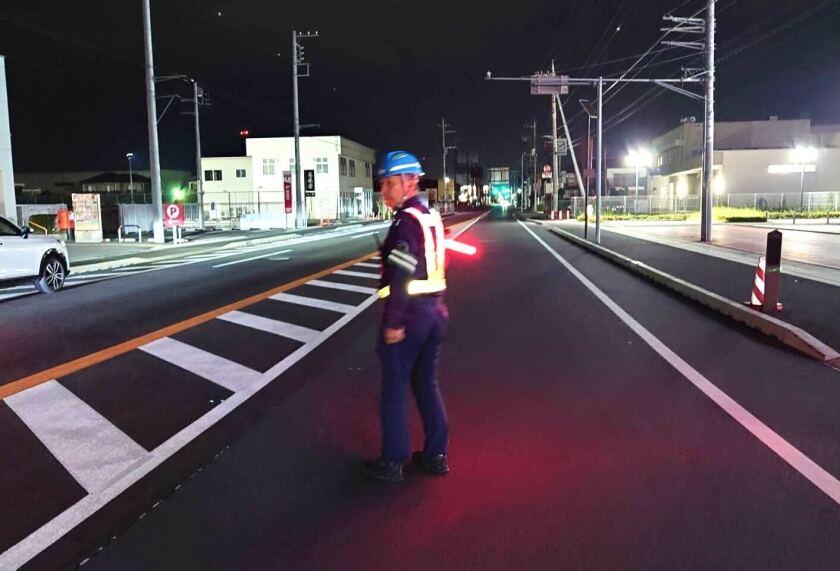 株式会社ティーアールエーの制服3