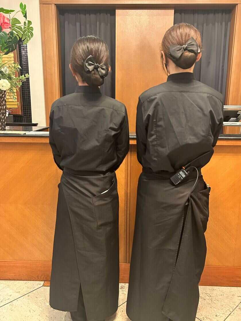 ガーデンシティクラブ大阪の制服2