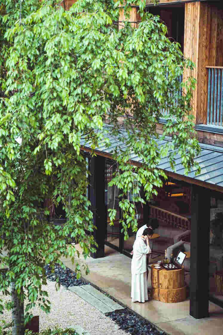 株式会社ホロニックの制服3