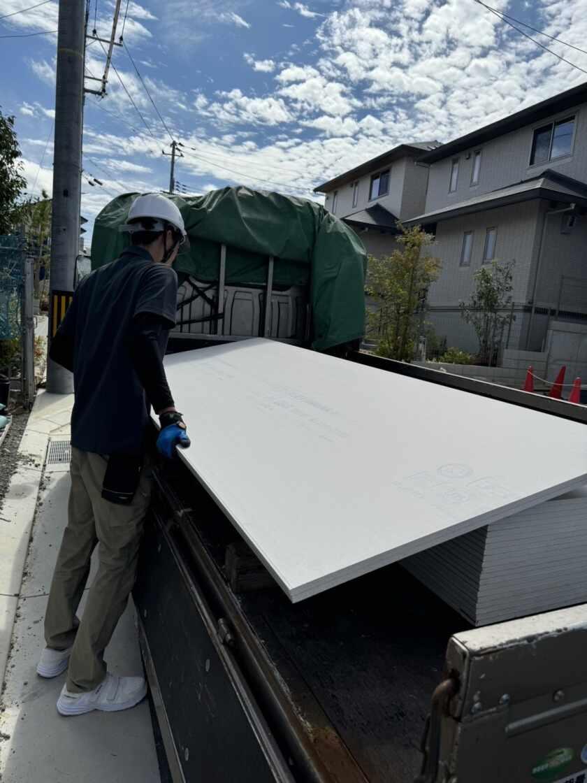 株式会社アームパワージャパンの制服3