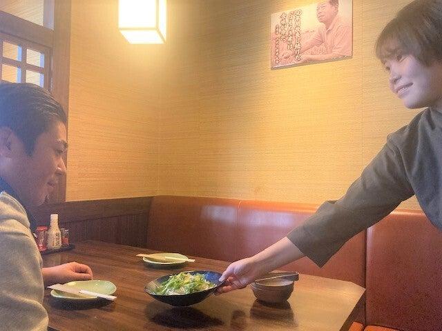 しゃぶしゃぶ温野菜 大分津久見店の制服2