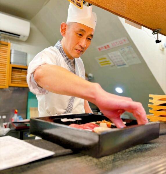 ひさご寿司 横須賀中央店の仕事画像3