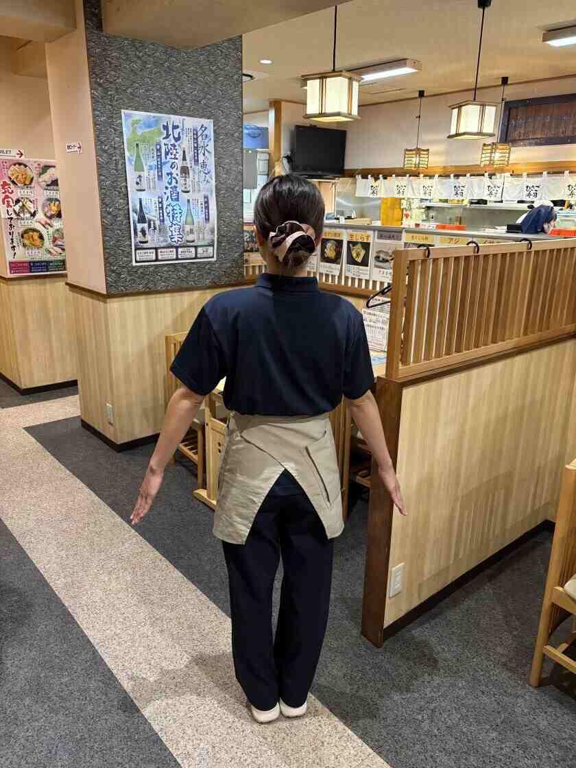 ひさご寿司 横須賀中央店の制服6