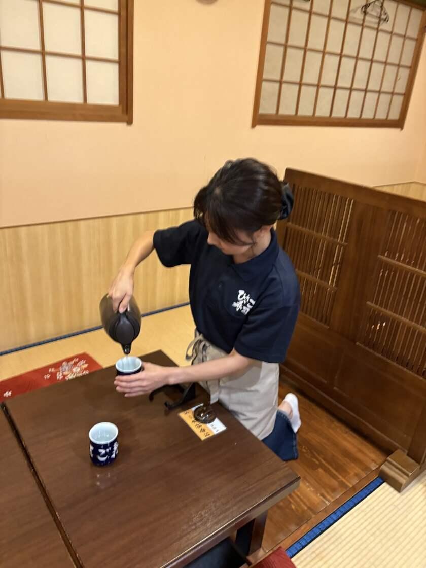 ひさご寿司 横須賀中央店の制服3