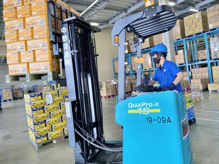 中野運送株式会社 南茨木出張所の制服6