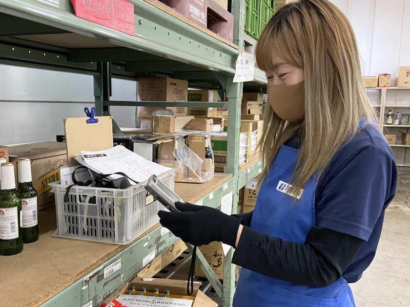 中野運送株式会社 西淀川営業所の制服5