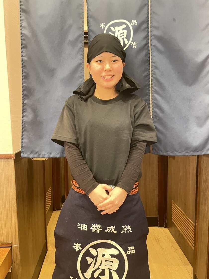 丸源ラーメン 大津店の制服3