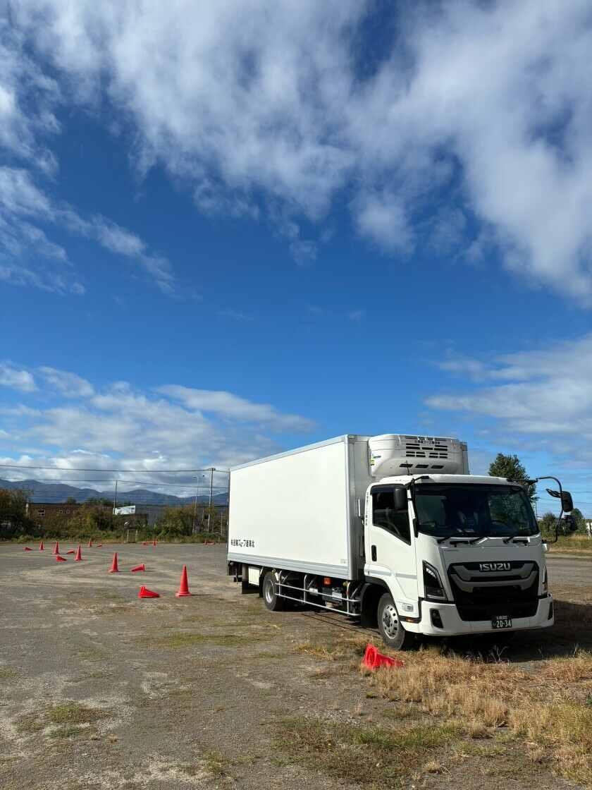 北海道フーズ輸送株式会社の制服5