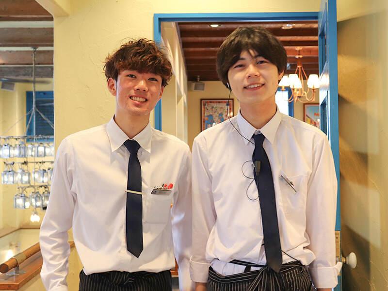 ピッツェリア マルデナポリ世田谷本店の制服2