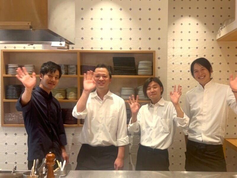 株式会社The DINING(創作串揚げ べにゑ)の仕事画像2