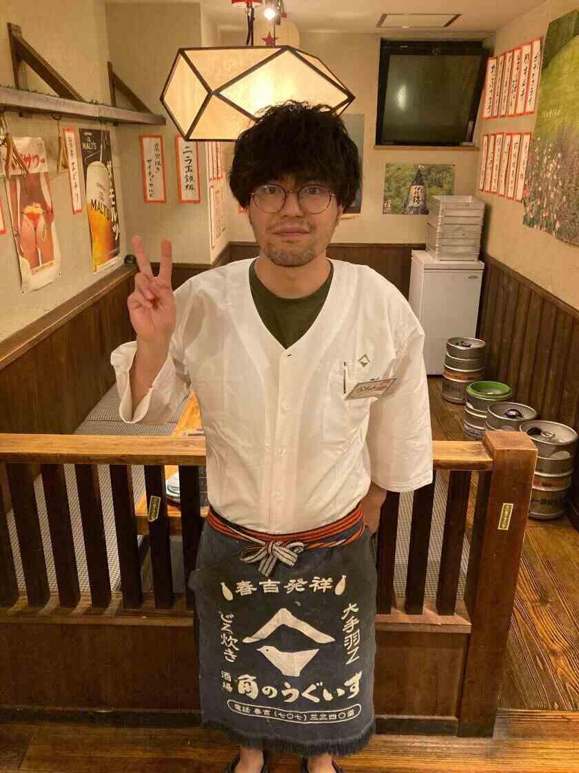 酒場 踊るうぐいすの制服2