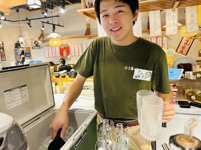 角のうぐいす 赤坂駅徒歩1分の制服6