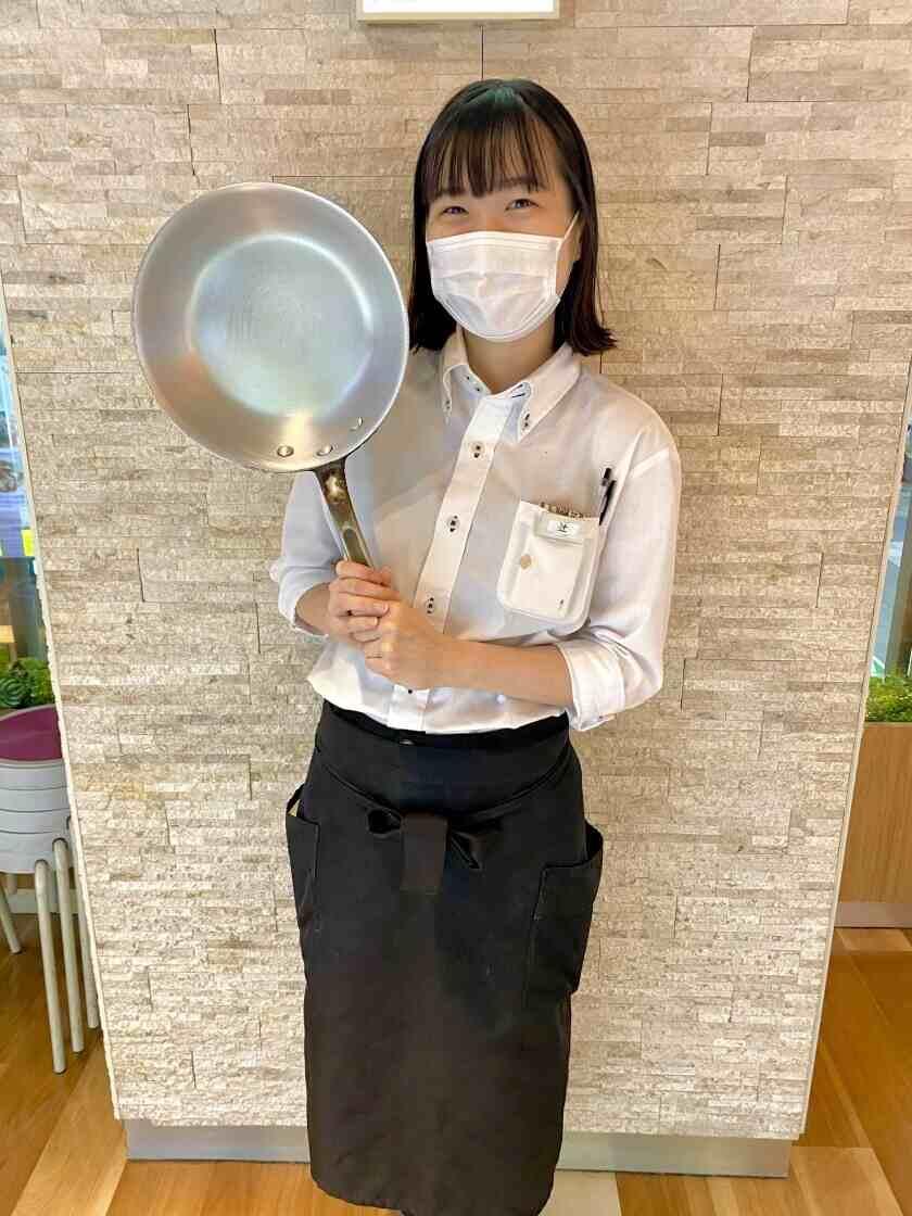 pasta&sweets pasta de pasta 天王寺MIO店の制服2