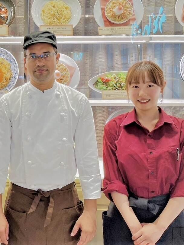 pasta de pasta パスタ デ パスタ ミント神戸店の制服2