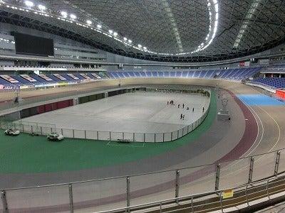 岡崎建工株式会社(北九州メディアドームの清掃)の仕事画像3