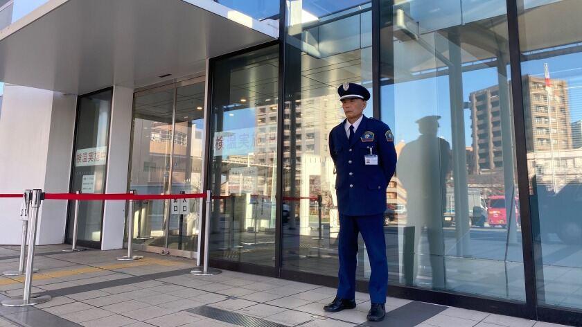 岡崎建工株式会社 産業医科大学若松病院の警備の制服1