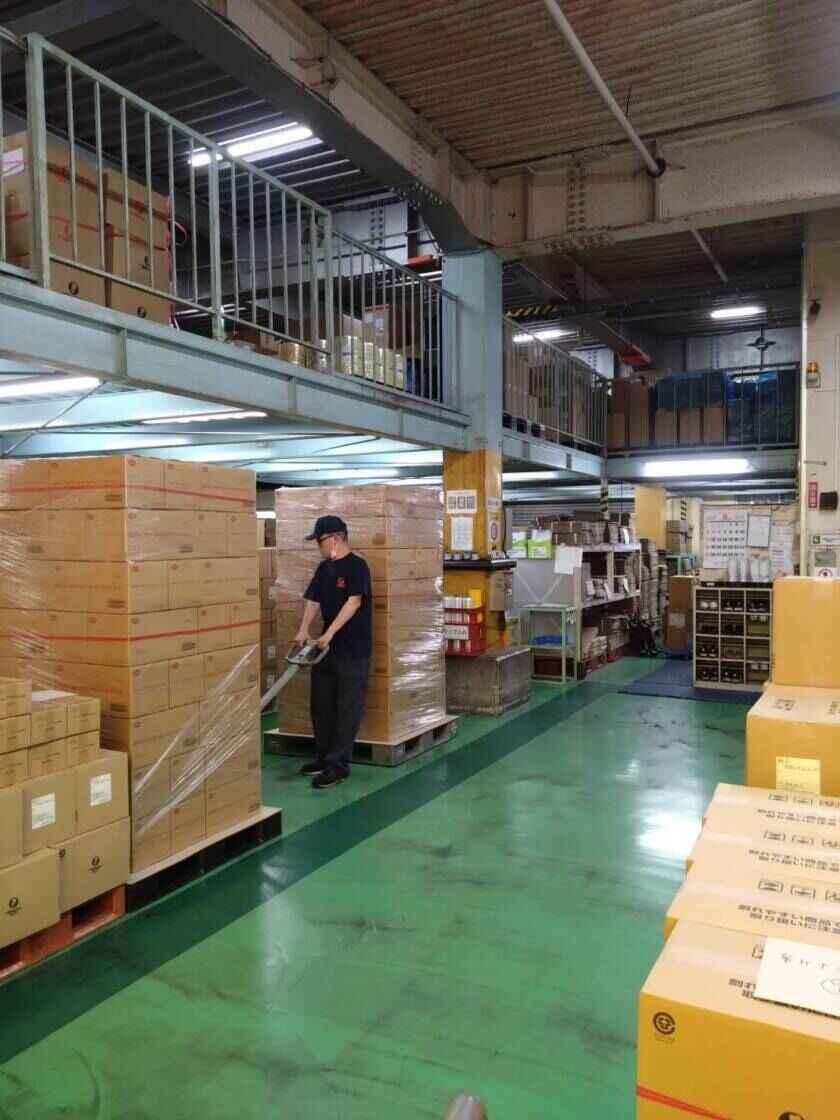 宝製菓株式会社 横浜工場の制服1