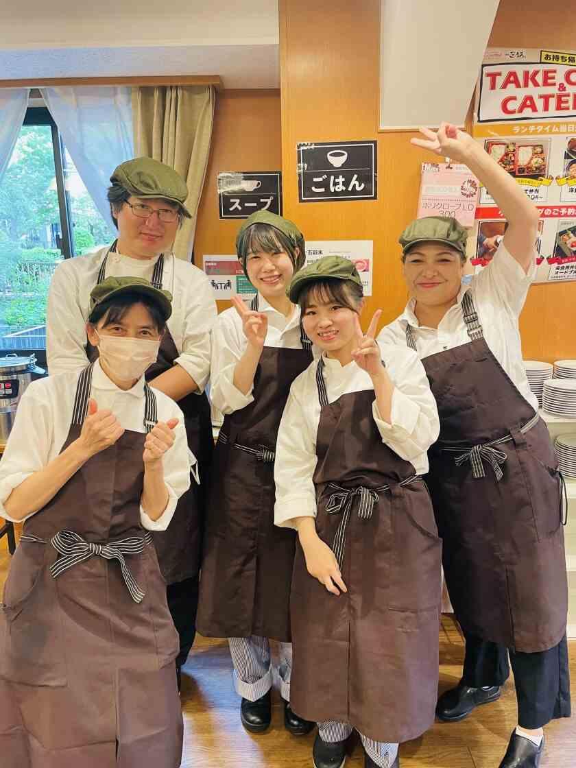 法務省 霞ケ関一丁目食堂の制服5