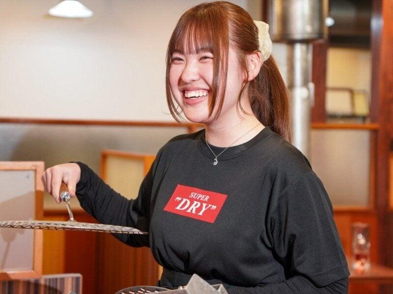 焼肉万里 武蔵浦和店の制服4
