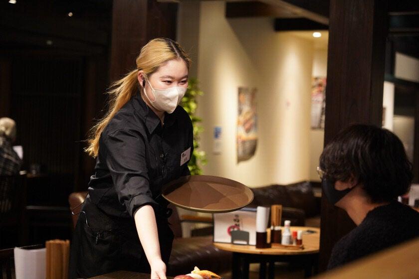 まるがまる 高田馬場店の制服3