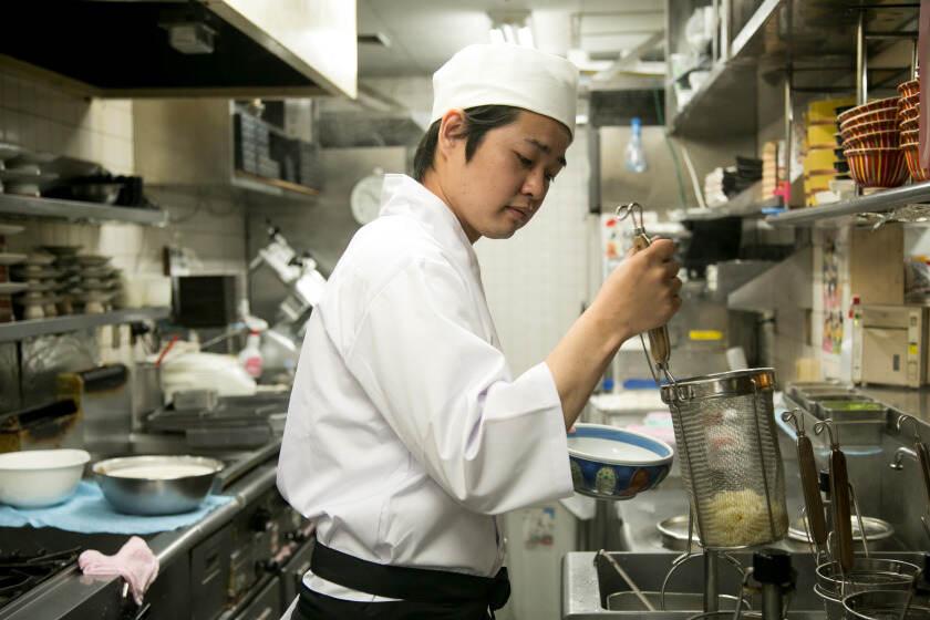 かかし 大和店の制服5