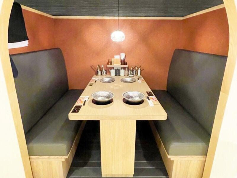 宮崎しゃぶしゃぶ霧峰 幕張新都心店の仕事画像2