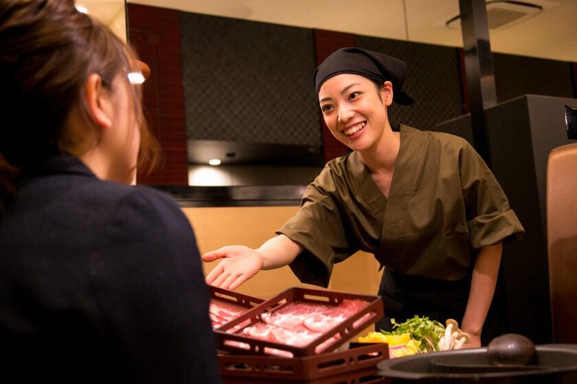 美山 溝の口店の制服2