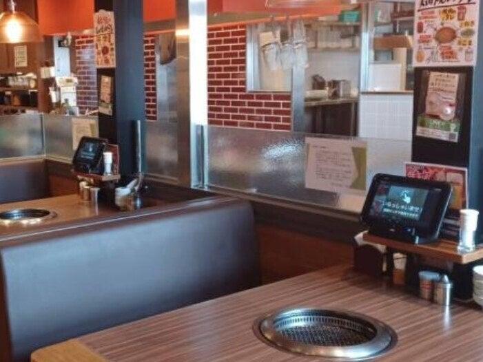 美山 二俣川店の制服2