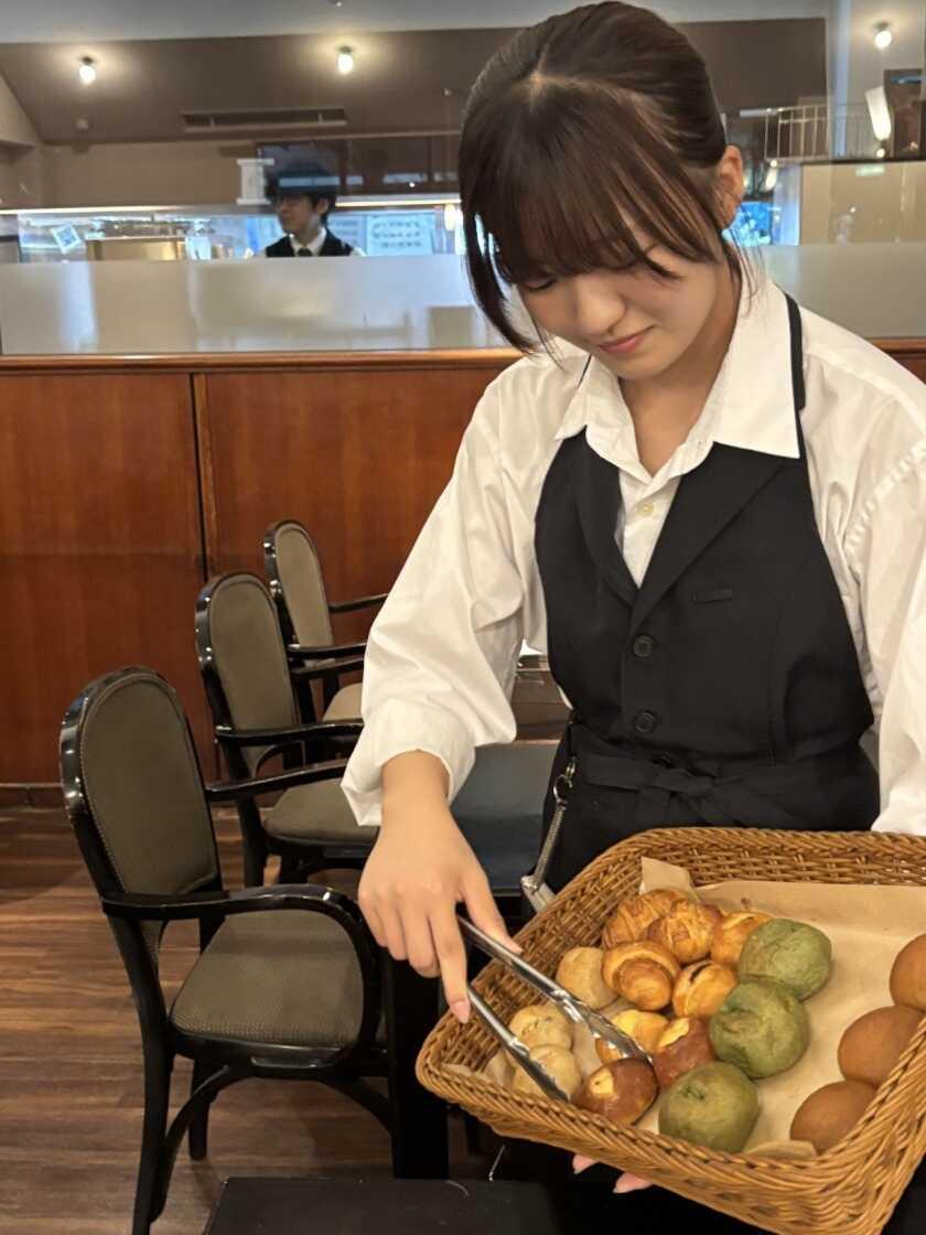 サンマルク 京都伏見店の制服1