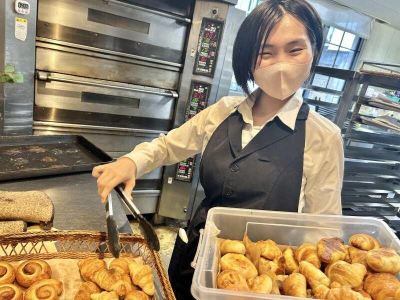 ベーカリーレストラン サンマルク 京都伏見店の仕事画像3