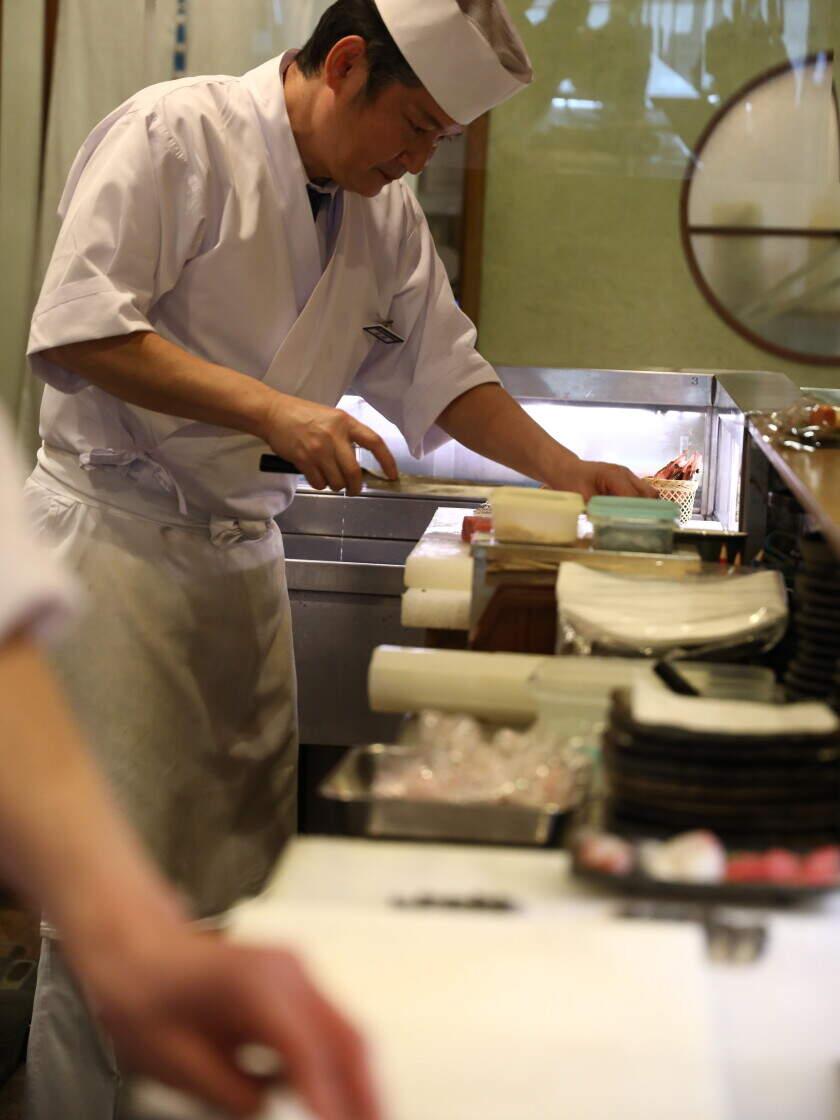 先斗町かっぱ寿司の制服4