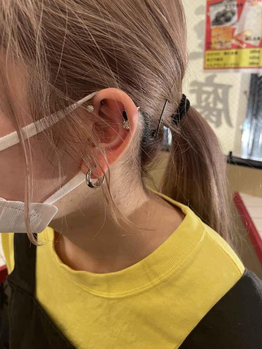 ぎょうざととり皮 ながりの酒場の制服4