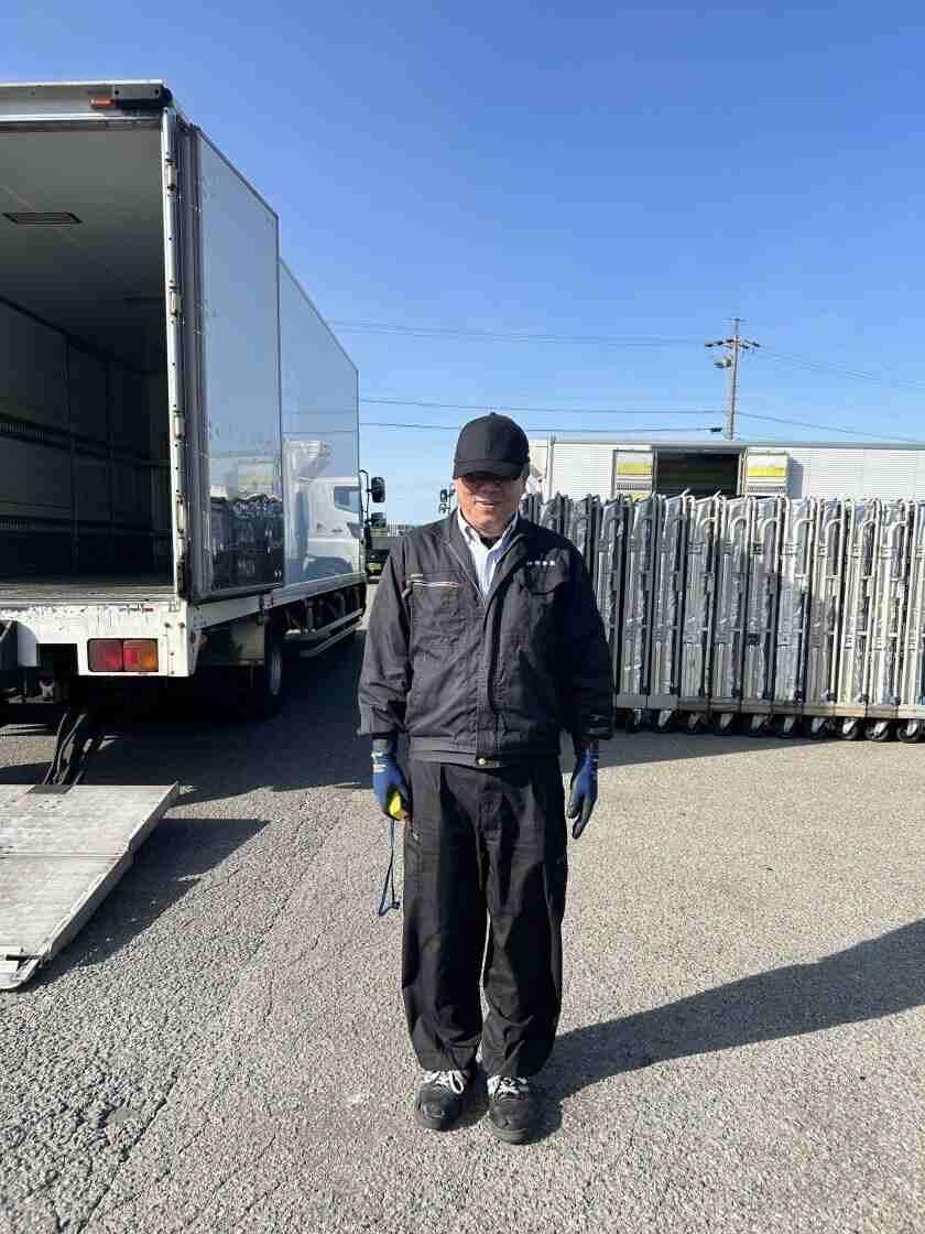 株式会社伸栄冷蔵の制服1