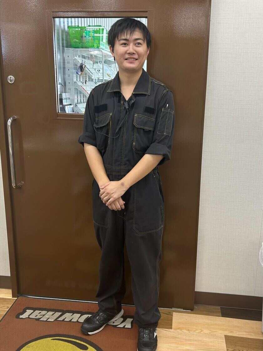 株式会社遠州イエローハット有玉店の制服2