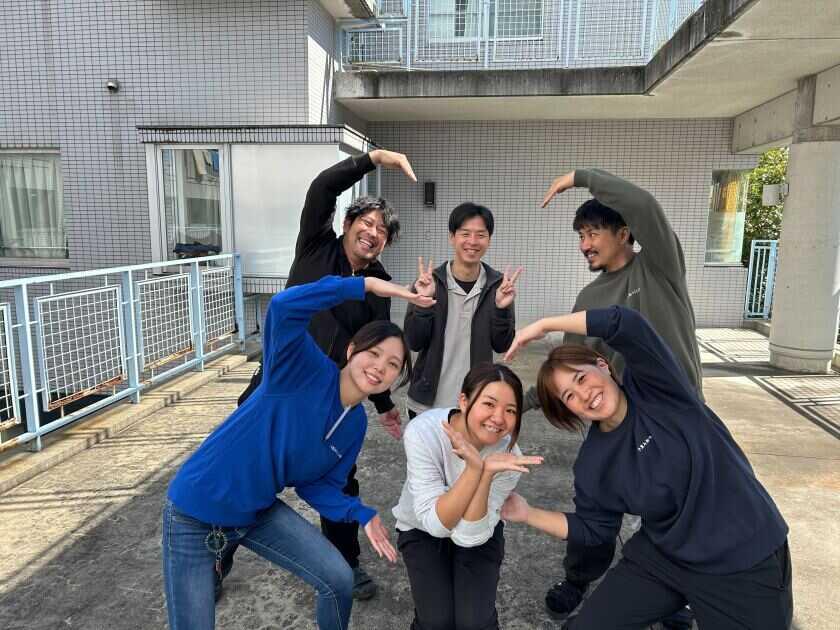 社会福祉法人英芳会 千里みおつくしの杜の制服1