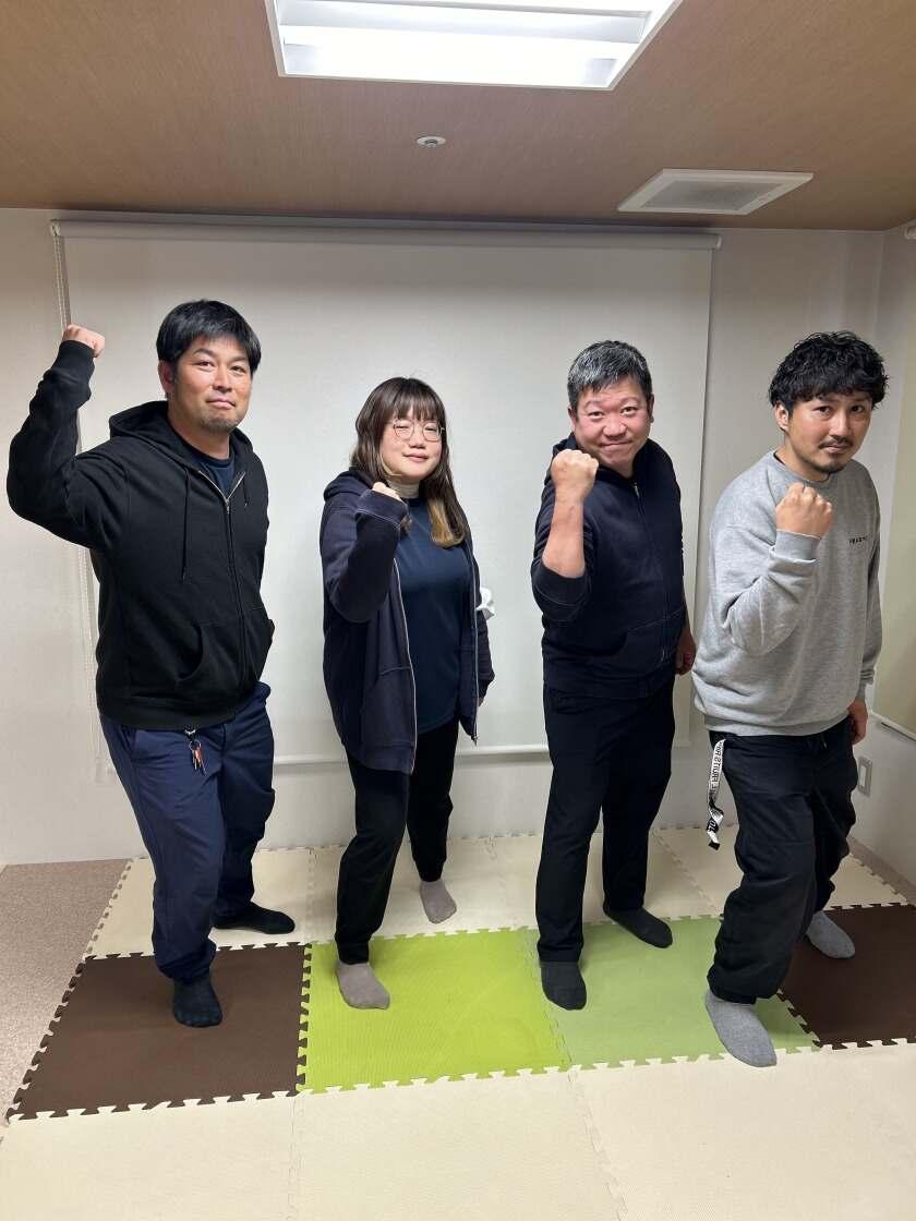 ヘルパーステーション サニーの制服1