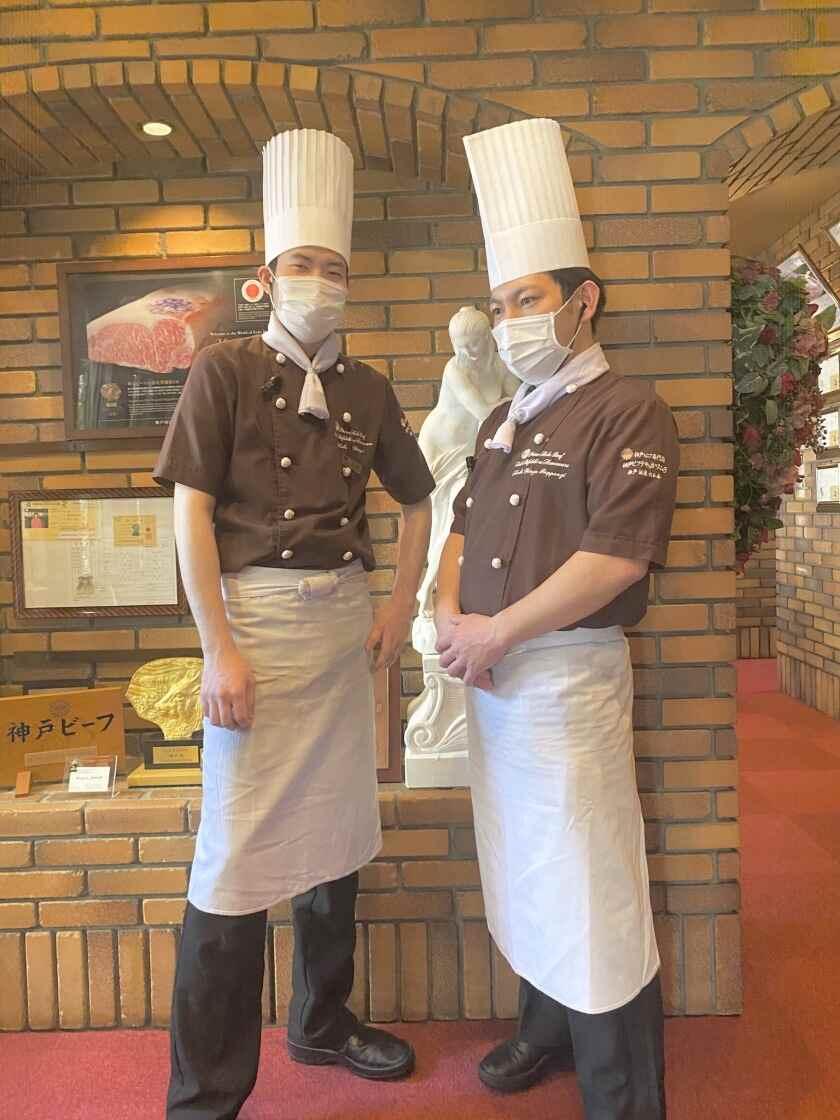 ビフテキのカワムラ 神戸本店の制服1
