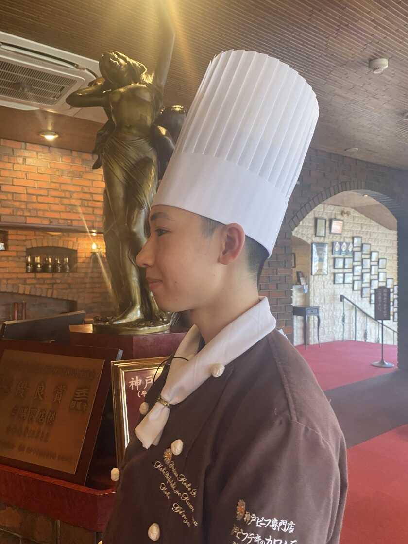 ビフテキのカワムラ六本木店の制服2