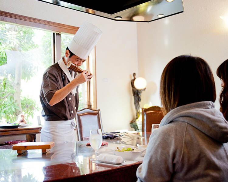 ビフテキのカワムラ 神戸本店の仕事画像1